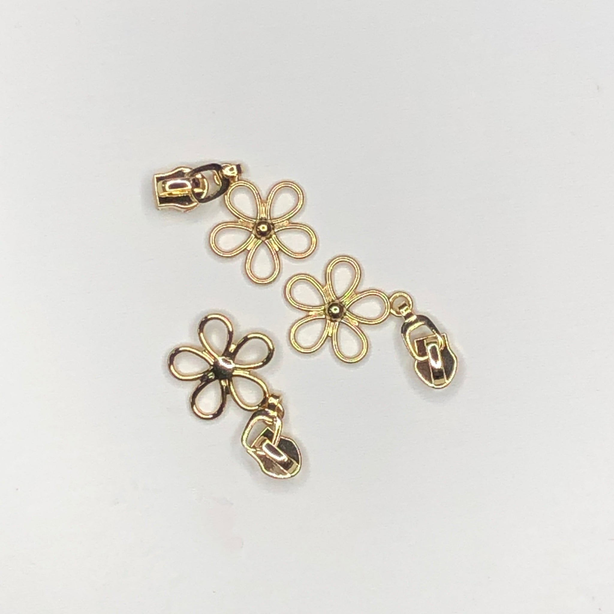 Zipper Pull - Gold Flower