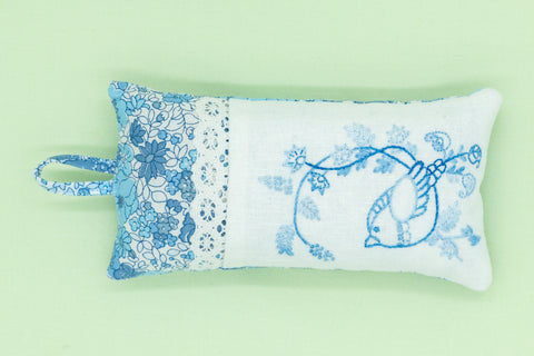 Delft Scissor Keeper - Blue
