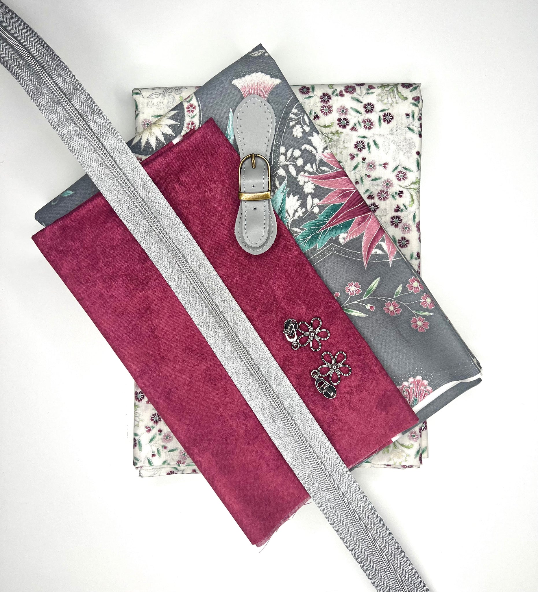 The Traveler Fabric and Notions Kit - Melba Nouveau