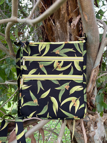 Multi Pocket Satchel Kit - Black/Green Gumleaves