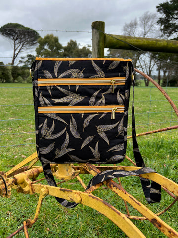 Multi Pocket Satchel Kit - Black/Grey Gumleaves