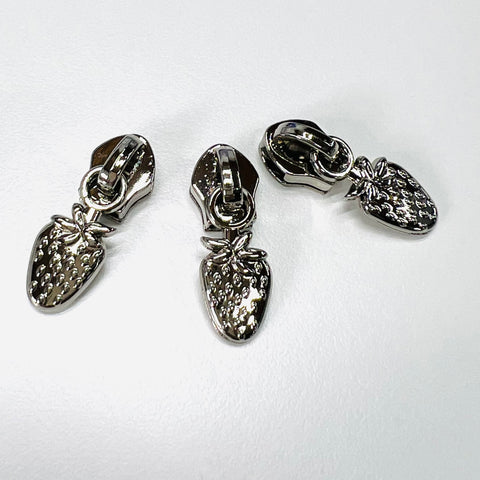 Zipper Pull - Strawberry 3pk - Silver