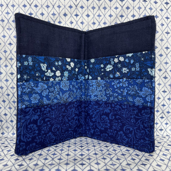 Margaret's Dutch Creative Escape Project - Dark Blue